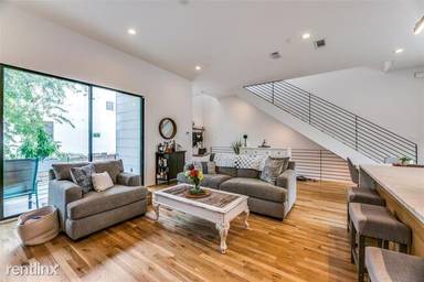 Main picture of 1839 Summit Ave