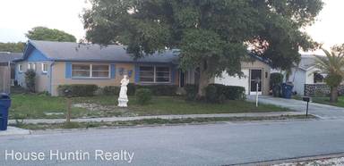 Main picture of 7744 Waterford St