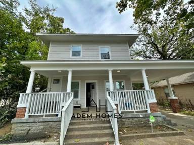 Main picture of 1066 Rayner St