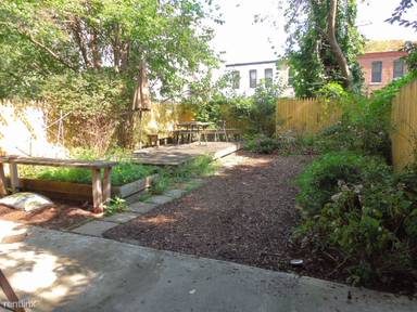 Main picture of 687 Lincoln Pl