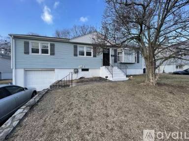 Main picture of 217 Beatrice Dr