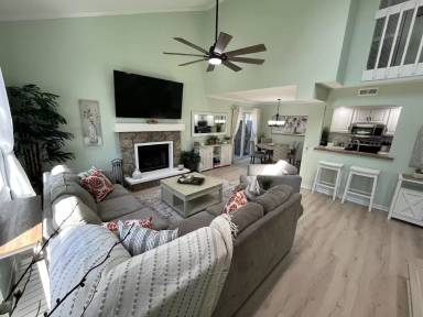 Main picture of 6220 Crofton Dr