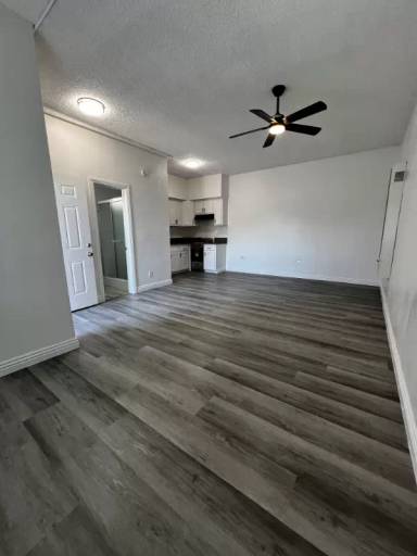 Main picture of 15901 S Vermont Ave