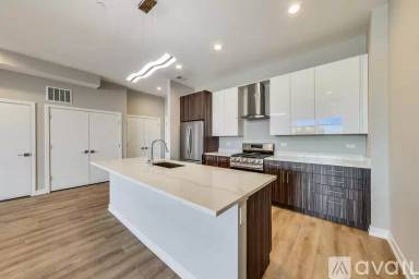 Main picture of 8025 Skokie Blvd