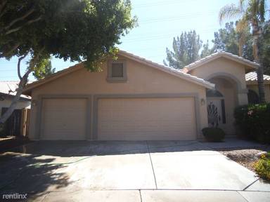 Main picture of 811 N Peppertree Dr