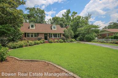 Main picture of 901 Daniel Dr