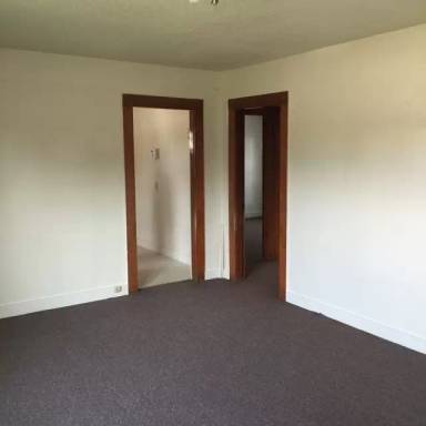 Main picture of 523 W 14th St