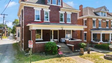 Main picture of 205 E 14th Ave