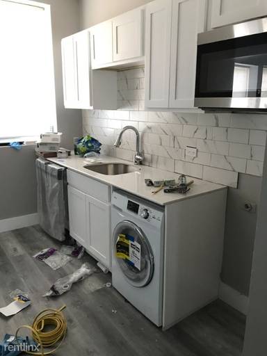 Main picture of 364 E 53rd St