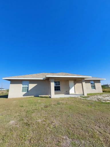 Main picture of 9006 Meadow Cir