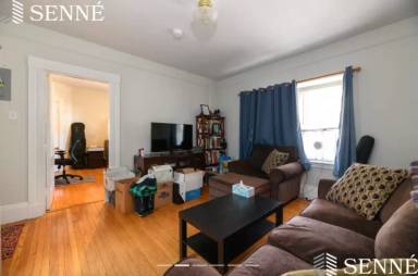 Main picture of 41 Laurel St