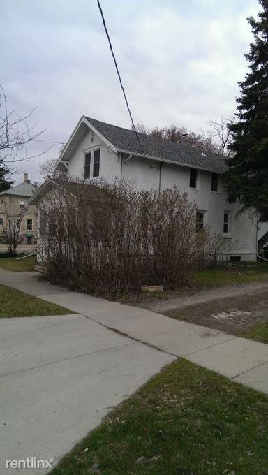 Main picture of 1614 1st Ave S