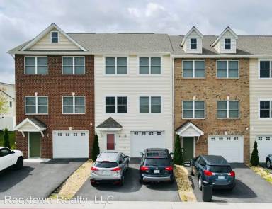 Main picture of 382 Tanzanite Dr