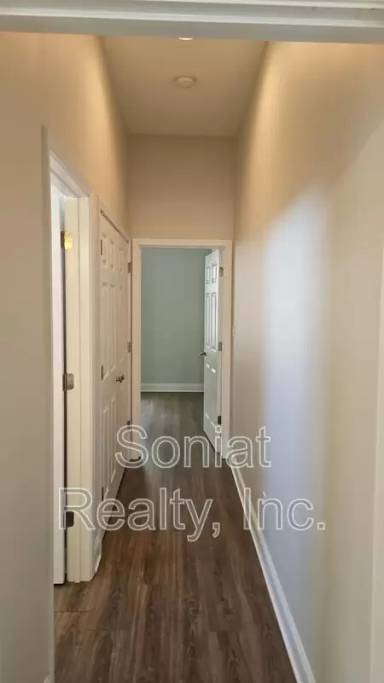 Main picture of 1441 Tennessee St