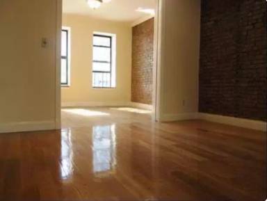 Main picture of E 106th St