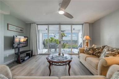 Main picture of 4745 Estero Boulevard Unit Unit Hbr
