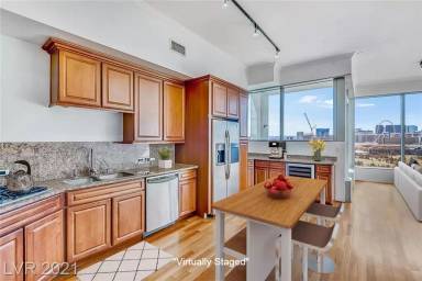 Main picture of The Metropolis