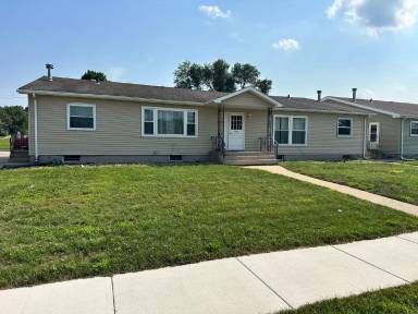 Main picture of 207 E 37th Ave