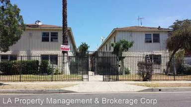 Main picture of 14735 Blythe St