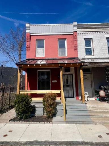 Main picture of 2165 W Grange Ave