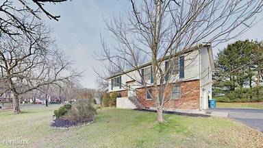 Main picture of 48 Hickory Hill Rd