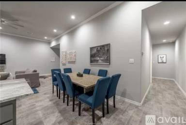 Main picture of 3635 Kenyon Dr