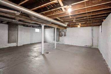 Main picture of 13500 3rd Ave