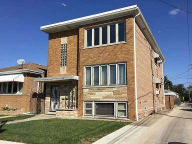 Main picture of 5445 S Kilbourn Ave