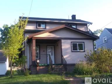 Main picture of 222 Frederick St