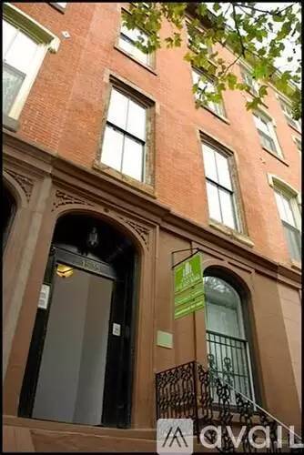 Main picture of 1535 Pine St