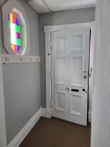 Main picture of 1216 State St