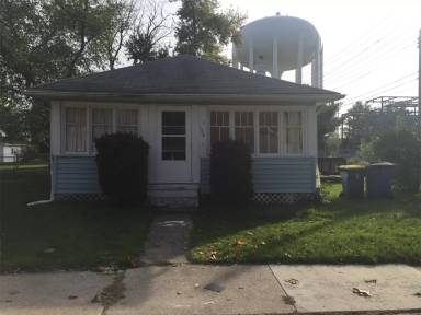 Main picture of 138 S Oakland Ave