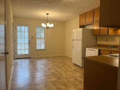 Main picture of 280 Chase Dr