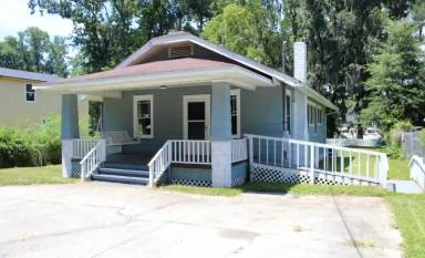 Main picture of 6059 Hyde Park Cir