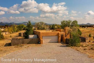 Main picture of 1 Redondo Ct