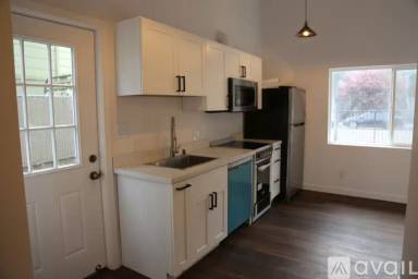 Main picture of 1231 Campbell St