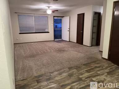 Main picture of 700 Willis St