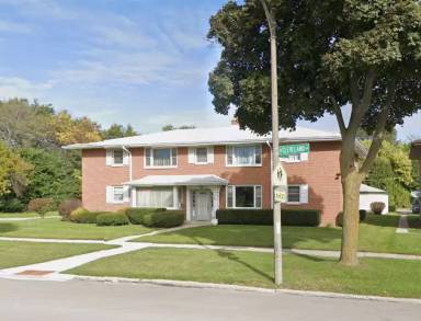 Main picture of 6100 W Cleveland Ave