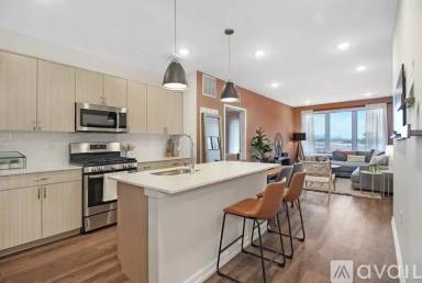 Main picture of 148 E Centre St