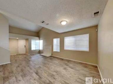Main picture of 13040 Mohican Dr