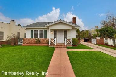 Main picture of 3430 Boundary St