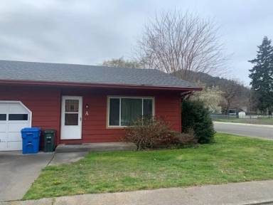 Main picture of Two  Bedroom One bath Duplex