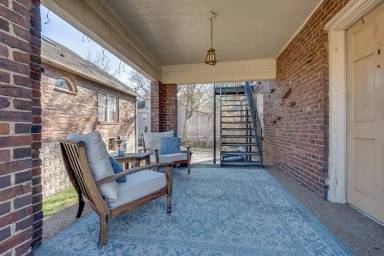 Main picture of 2512 Natchez Trce