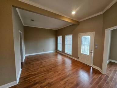 Main picture of 442 Country Club Rd