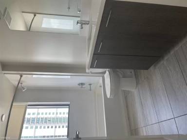 Main picture of 500 NE 1st Ave