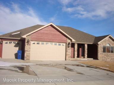 Main picture of 1329 Derby Dr