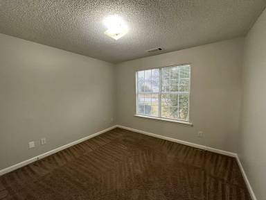 Main picture of 1442 N Hampton Dr