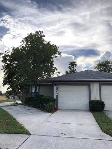 Main picture of 2336 Ironstone Dr E