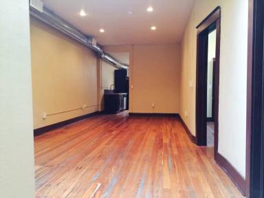 Main picture of 101 W 4th St