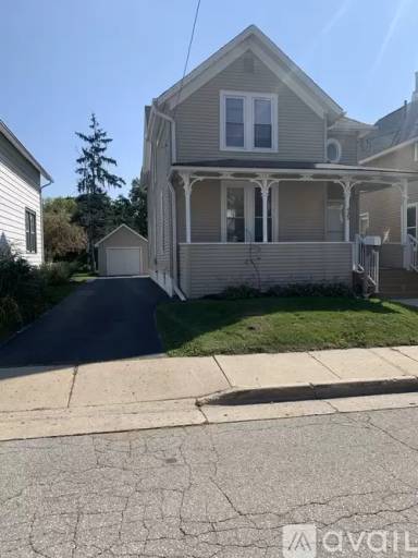 Main picture of 435 Prospect Ct